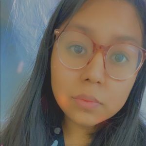 Meet your Posher, Noemi